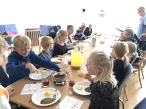 Hvilebjergskolen Plejecenter Skovvang Slagelse Kommune Virksomheder adopterer skoleklasser RelationsNetværket den åbne skole